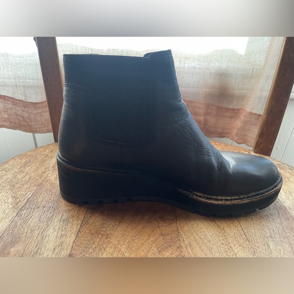 Eileen Fisher Chelsea Wedge Washed Leather Bootie - Picture 1 of 10